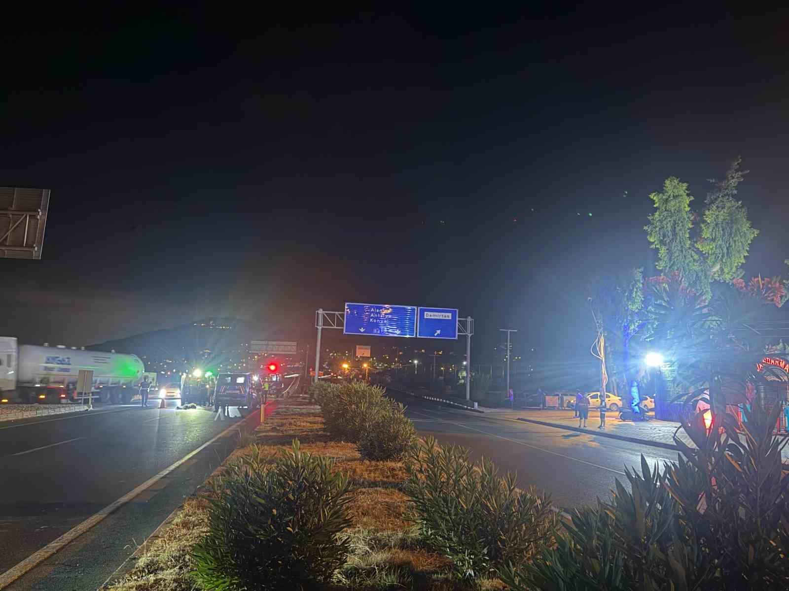 Alanya’da yolun karşısına geçerken yolcu otobüsünün çarptığı yaşlı adam hayatını kaybetti 11 alanyada yolun karsisina gecerken yolcu otobusunun carptigi yasli adam hayatini kaybetti 7 5G5mqEy2