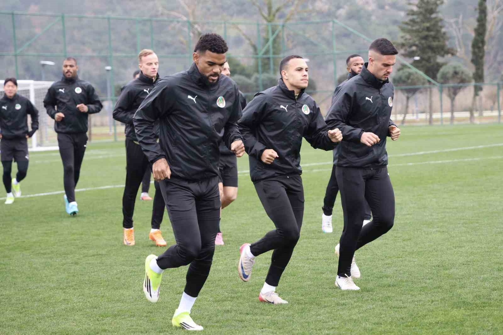 alanyaspor besiktas maci hazirliklarini tamamladi 0 CavAqXzD
