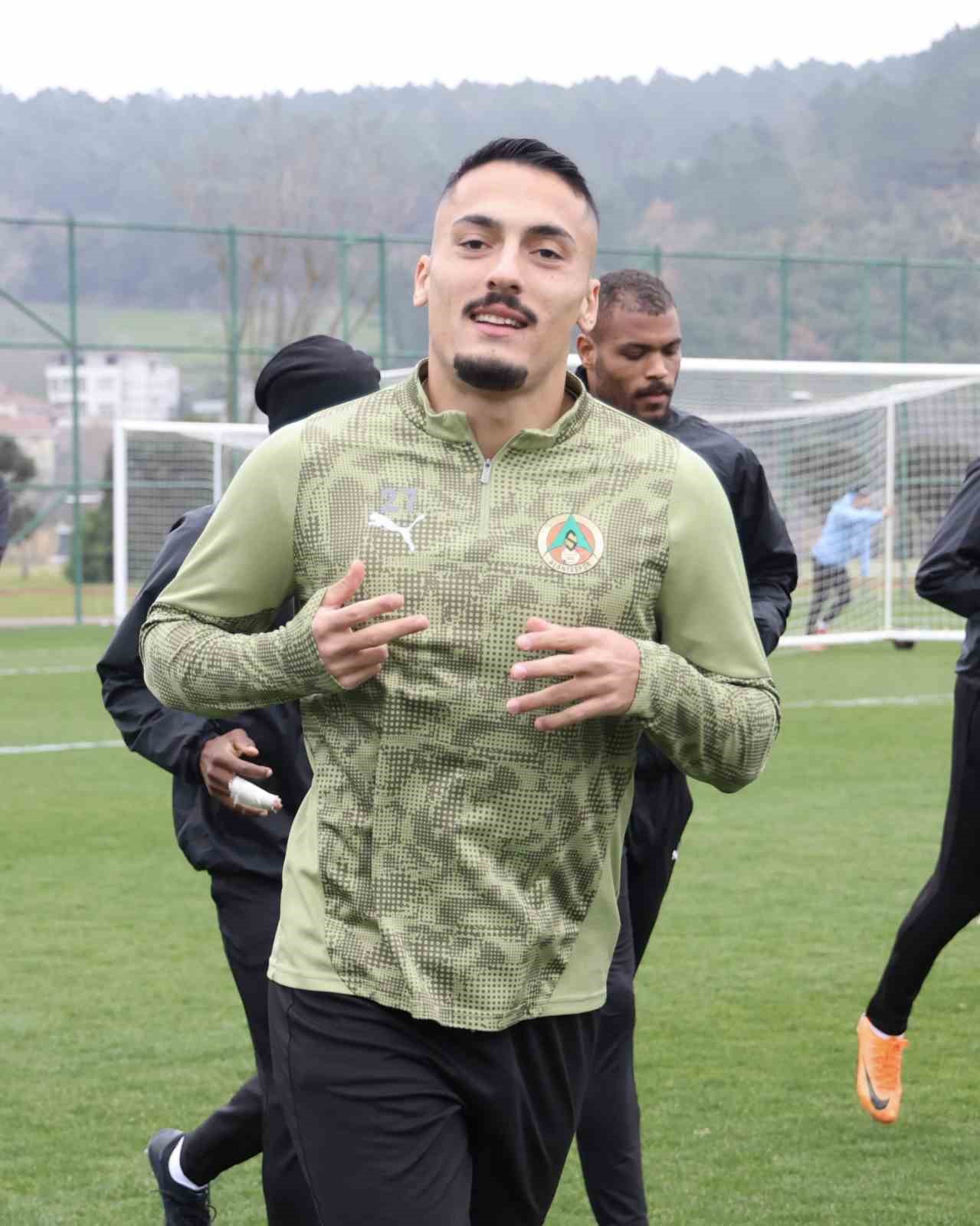 alanyaspor besiktas maci hazirliklarini tamamladi 5