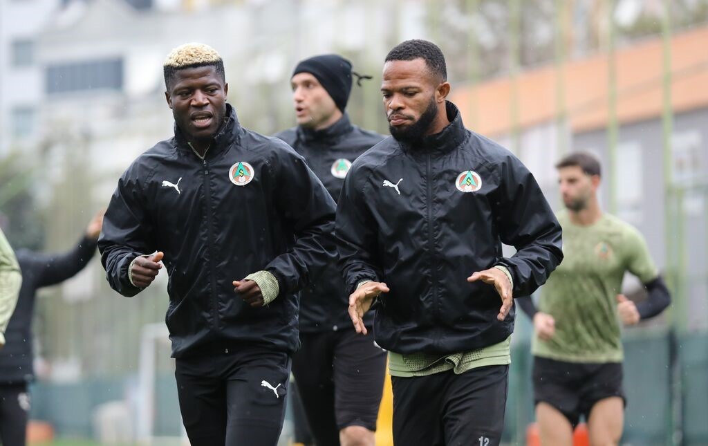 alanyaspor eyupspor maci hazirliklarini tamamladi 3 EYkMvVV5