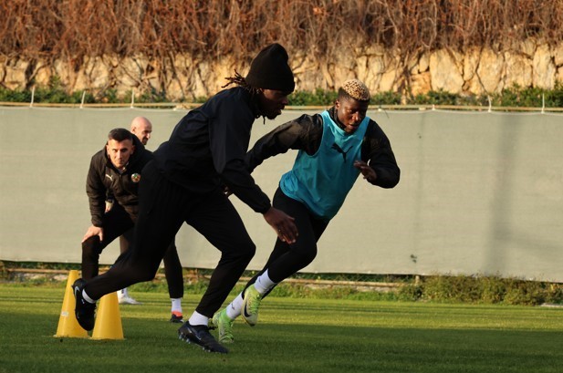 alanyaspor fatih karagumruk maci hazirliklarini tamamladi 1