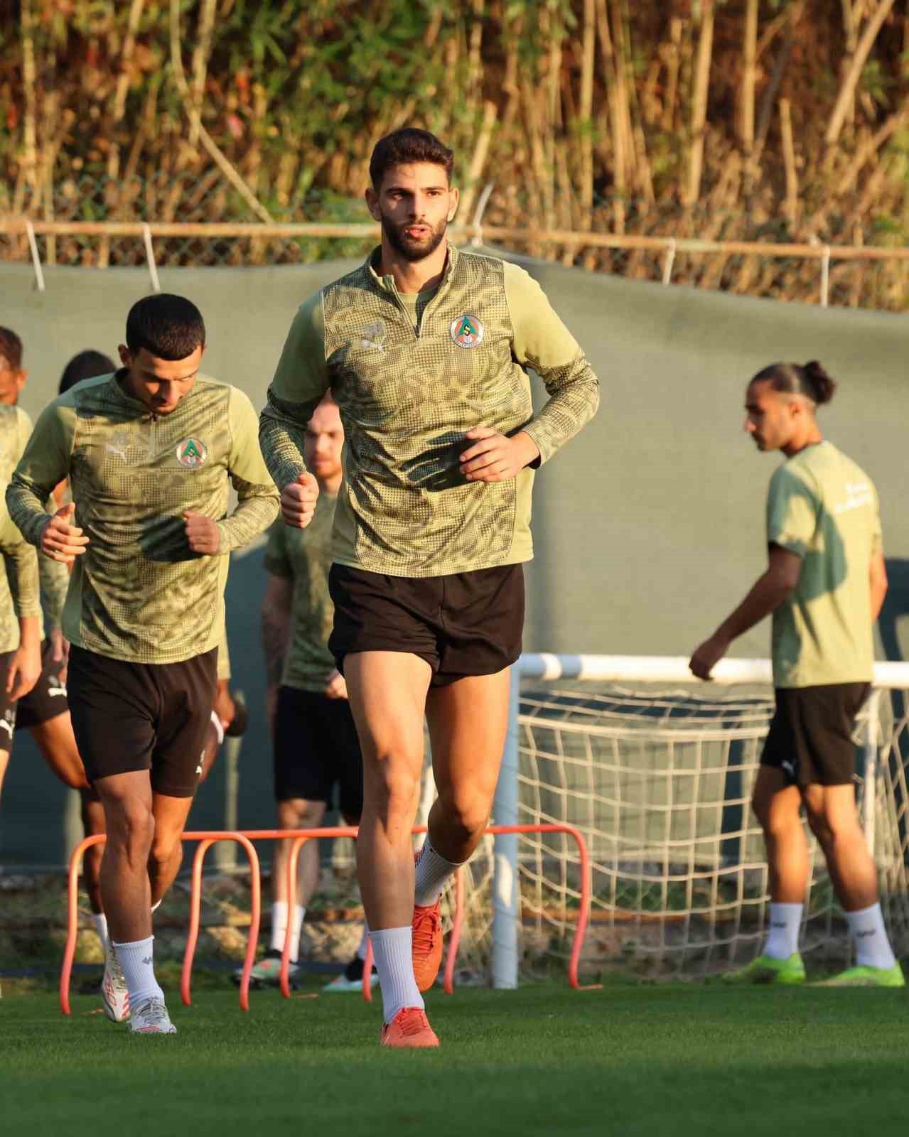 alanyaspor kasimpasa macinin hazirliklarini surdurdu 4 pmbSKBKn