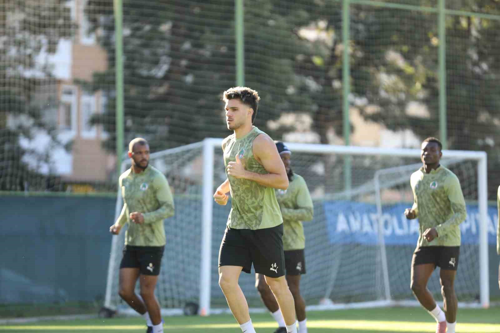 alanyaspor kayserispor maci hazirliklarini tamamladi 3 zkfrYk2A