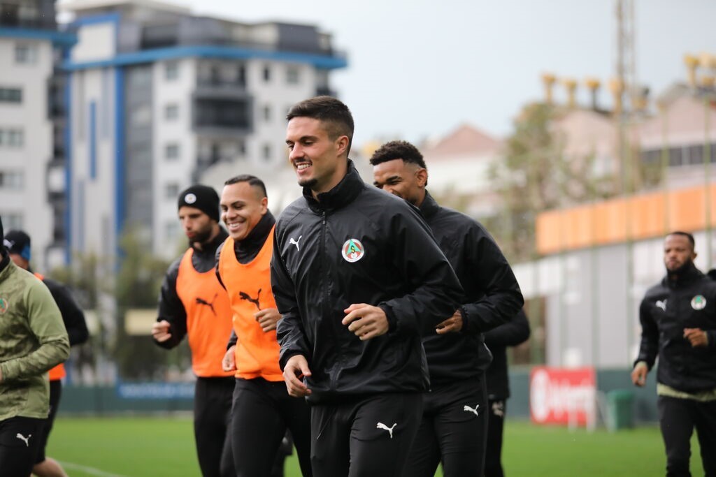 alanyaspor konyaspor maci hazirliklarini tamamladi 2