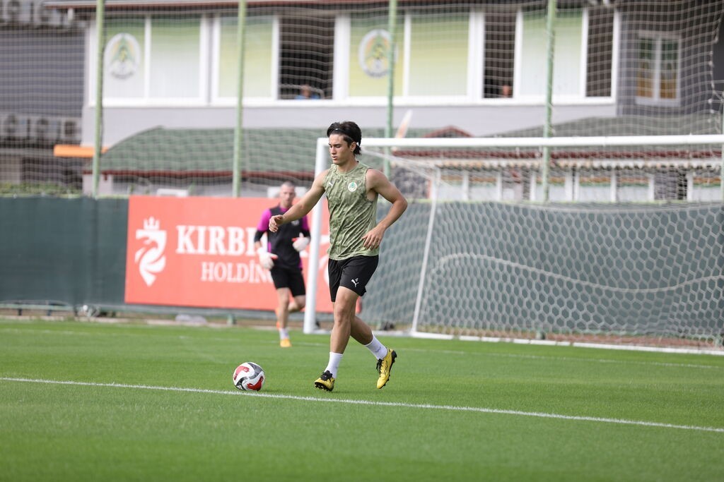 Alanyaspor, kupa maçı hazırlıklarını tamamladı 6 alanyaspor kupa maci hazirliklarini tamamladi 2 UDs2v4Wy