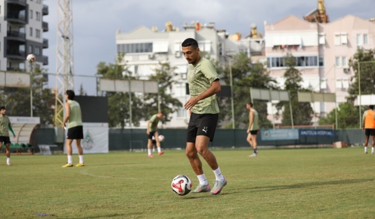 alanyaspor-kupa-maci-hazirliklarini-tamamladi-vFAcJ6hg.jpg