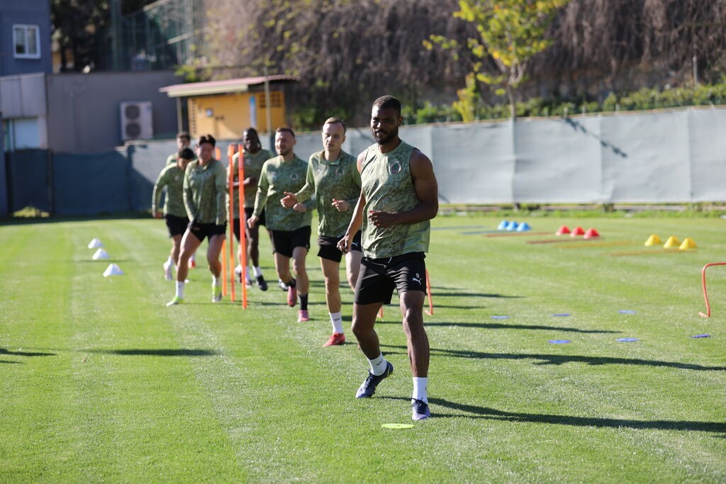 alanyaspor trabzonspor macina hazir 1 4eNUPOjq