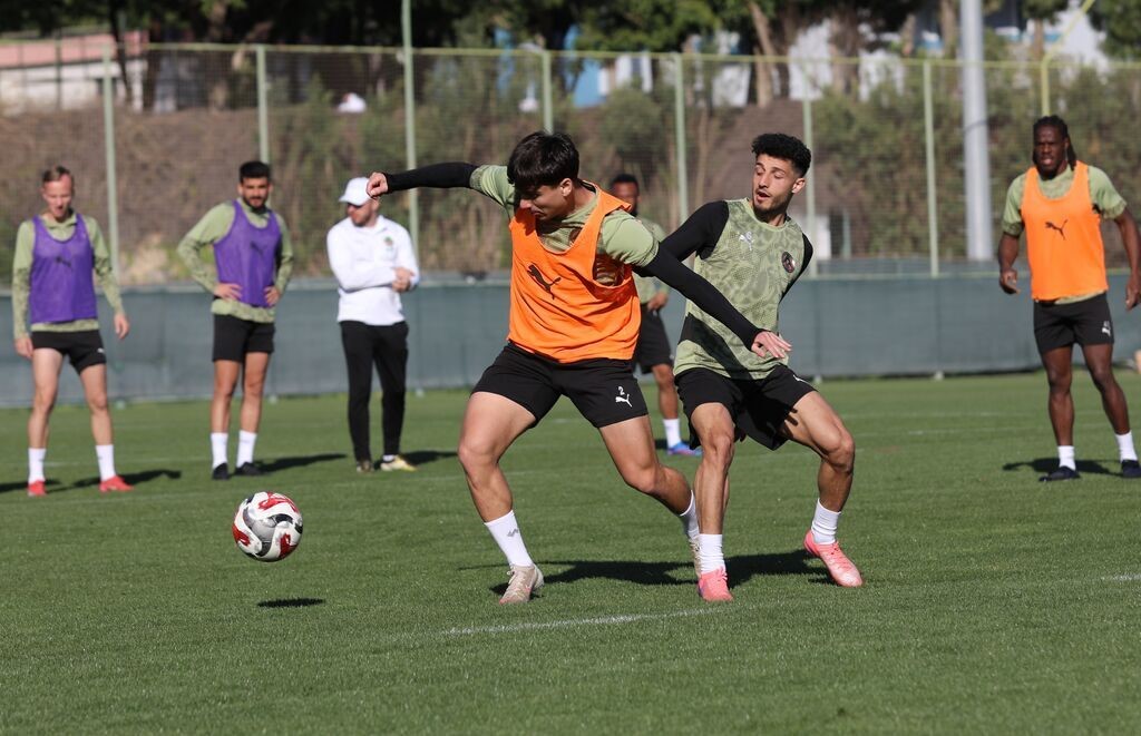 alanyaspor trabzonspor macina hazir 4 1nmnHVsj