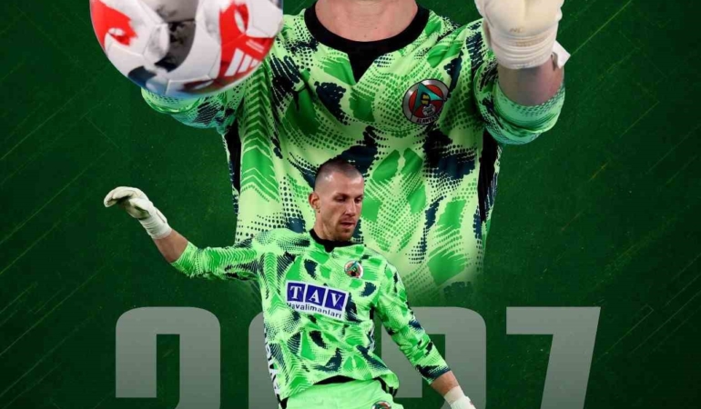 alanyasporda-paulo-victorun-sozlesmesi-1-yil-uzatildi-lOMHMbXx.jpg