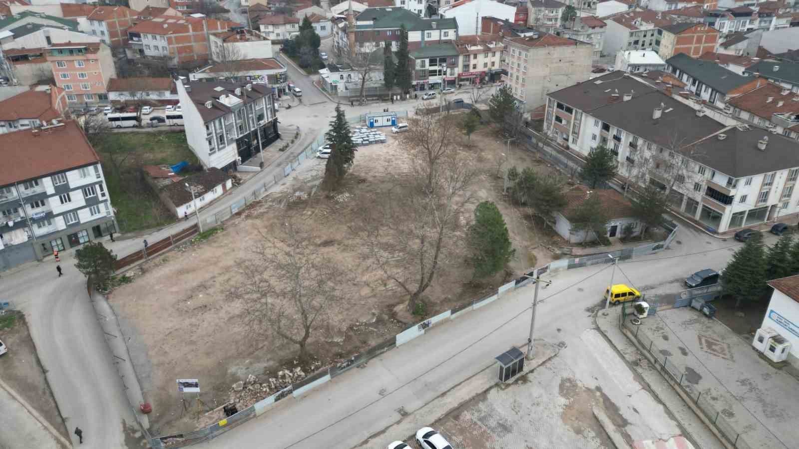 Alanyurt meydan düzenlemesi için çalışmalar başladı 7 alanyurt meydan duzenlemesi icin calismalar basladi 3 ujhhAO6z