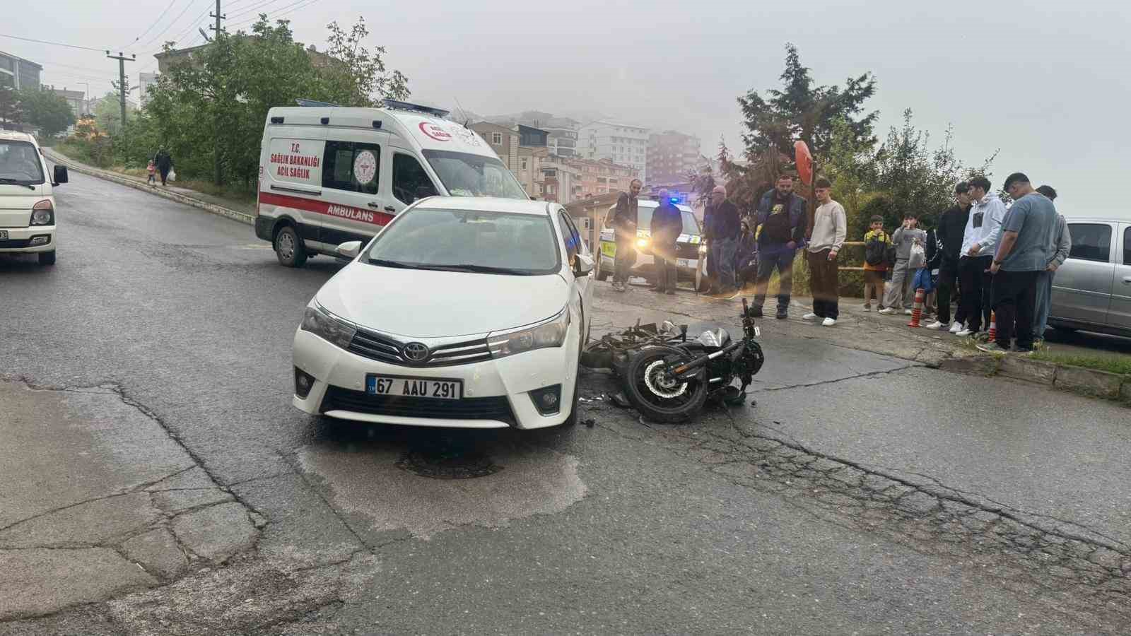 alaplida motosiklet kazasi kamerada 1 yarali 4