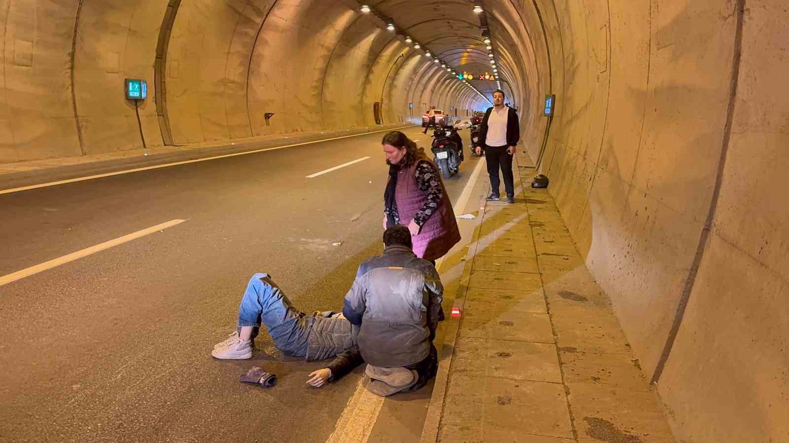 Alaplı’da tünelde trafik kazası: 1 yaralı 6 alaplida tunelde trafik kazasi 1 yarali 2 EEBhwEIM