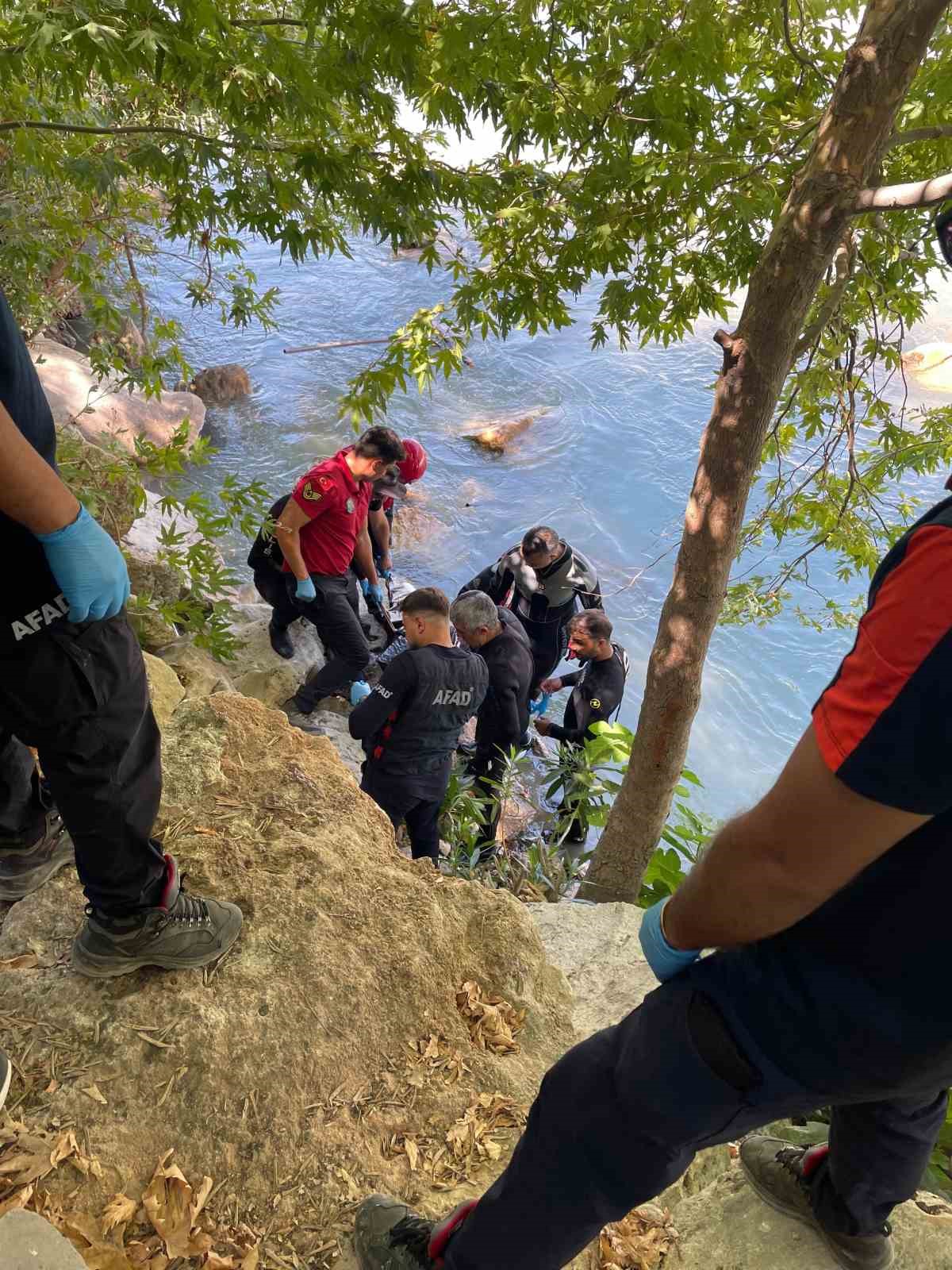 Alara Çayı’nda 3 haftadır aranan gençten acı haber 5 alara cayinda 3 haftadir aranan gencten aci haber 1 JVUMWZDy