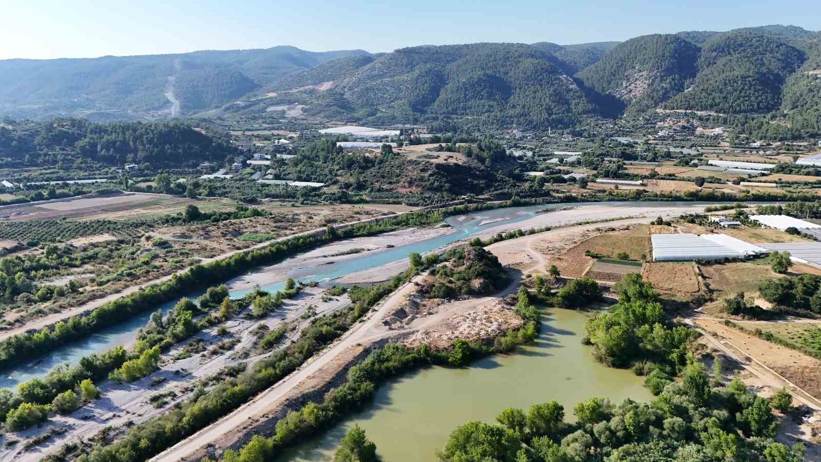 Alara Çayı’nda kaybolan genç 6 gündür aranıyor 7 alara cayinda kaybolan genc 6 gundur araniyor 3 9PGLgu3y