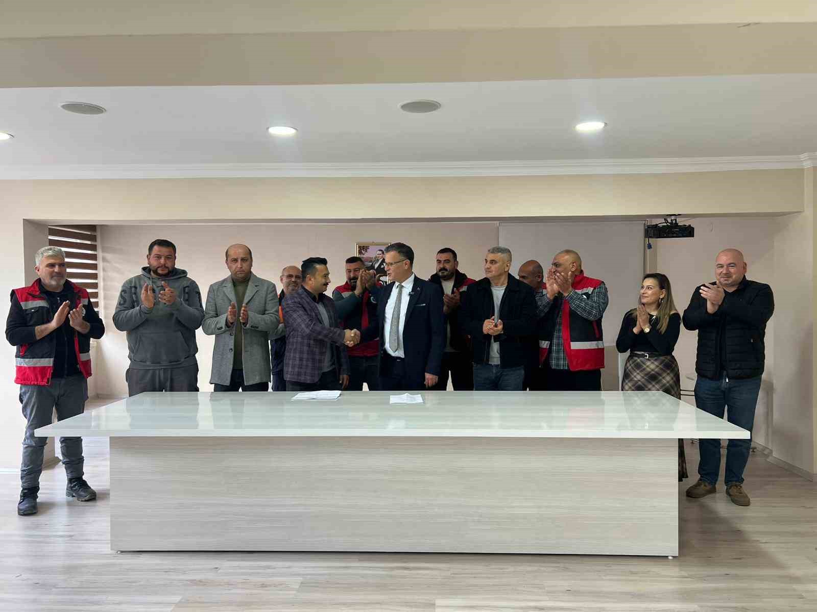 alasehir belediyesinde emekciye nefes aldiran zam 0