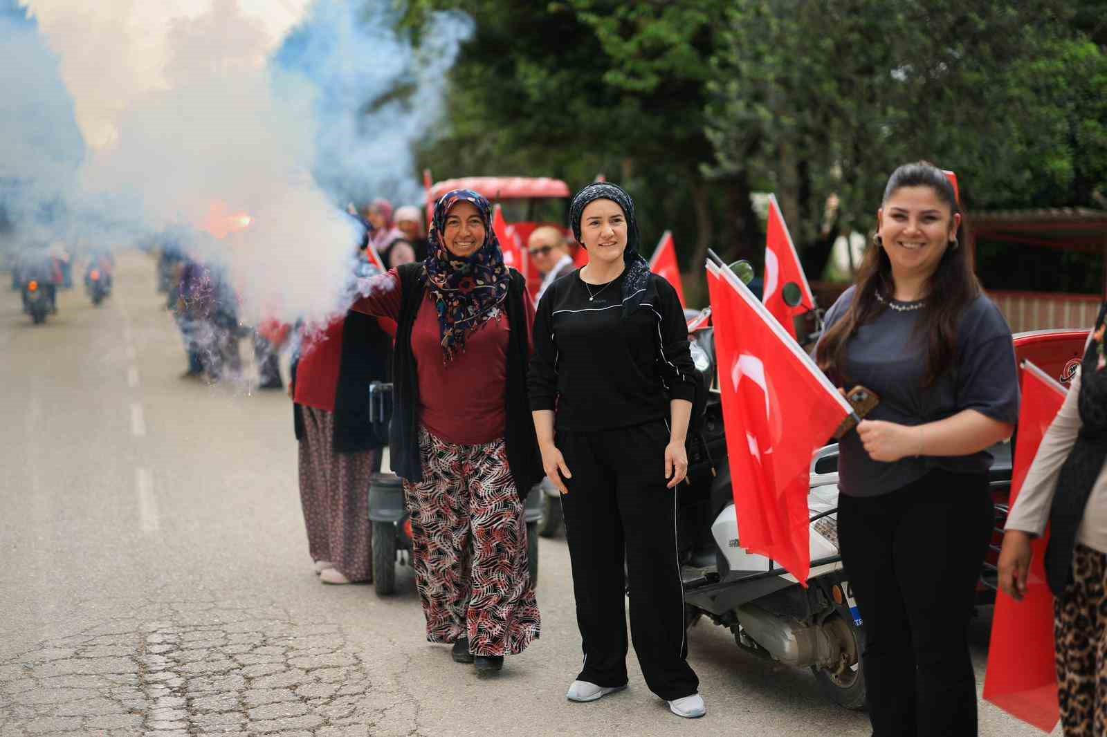 alasehirde 10 bin ureticiye 300 bin yerli fide destegi 6 lNtrTAKr