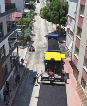 alasehirde-3-bin-tonluk-asfalt-hamlesi-qUfbiW47.jpg