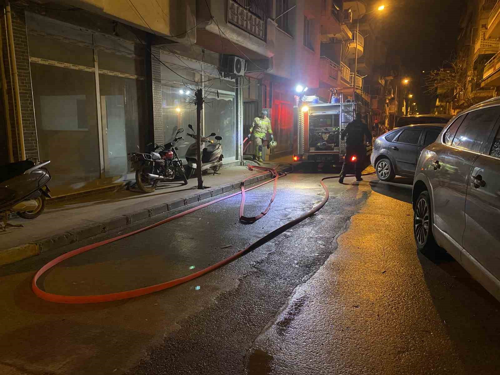 alasehirde ev yangini korkuttu 2