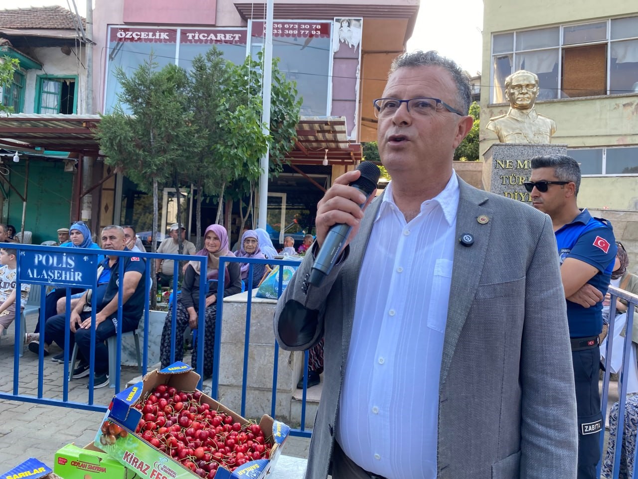Alaşehir’in en güzel kirazı seçildi 5 alasehirin en guzel kirazi secildi 1