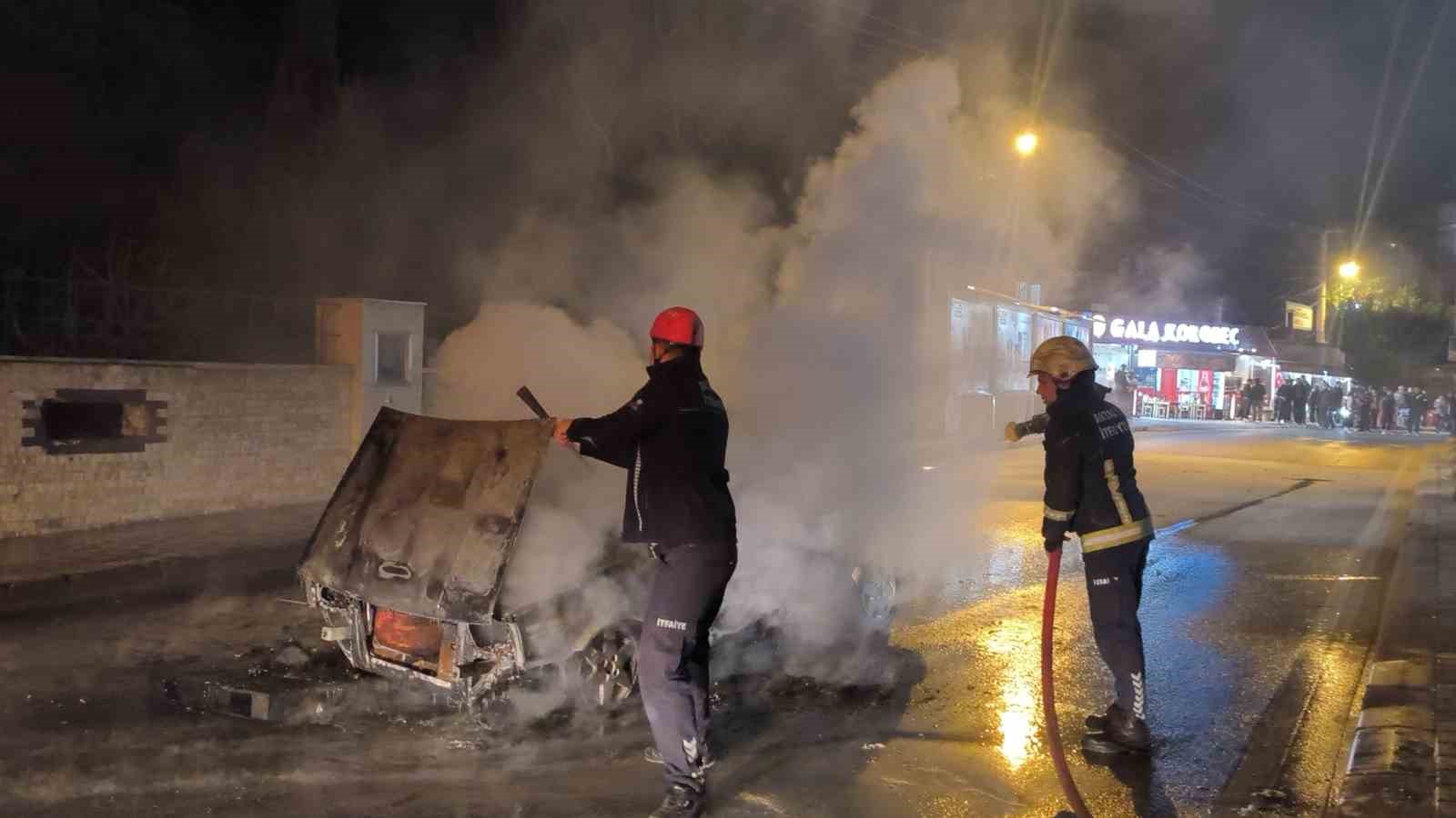 alev topuna donen tofastan geriye demir yigini kaldi 7 JVacNf3R