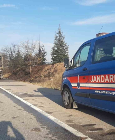alev-topuna-donen-yolcu-otobusu-tamamen-yandi-xiEwJTJh.jpg