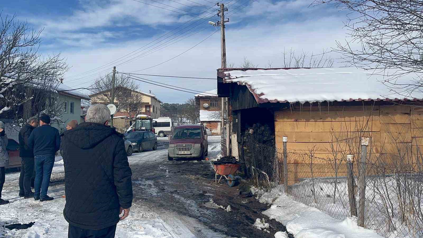 alevlere teslim olan minibusunu izlerken kalbine yenik dustu 5 zHZp8N1O