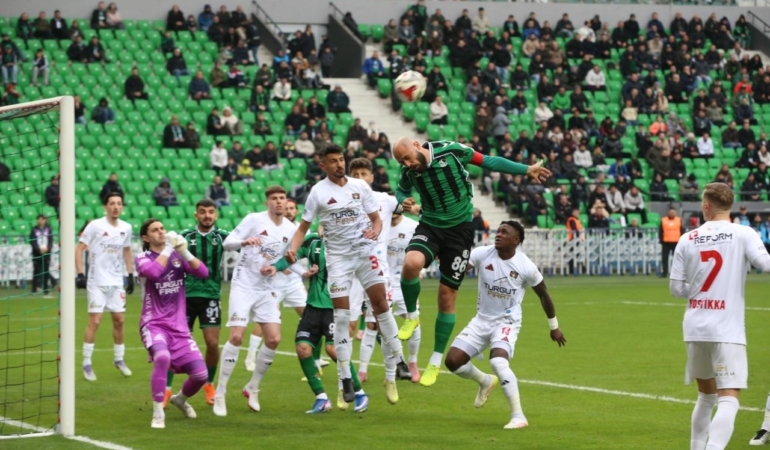 aliaga-fk-burak-bekaroglu-ile-ilgileniyor-iIsmuATY.jpg