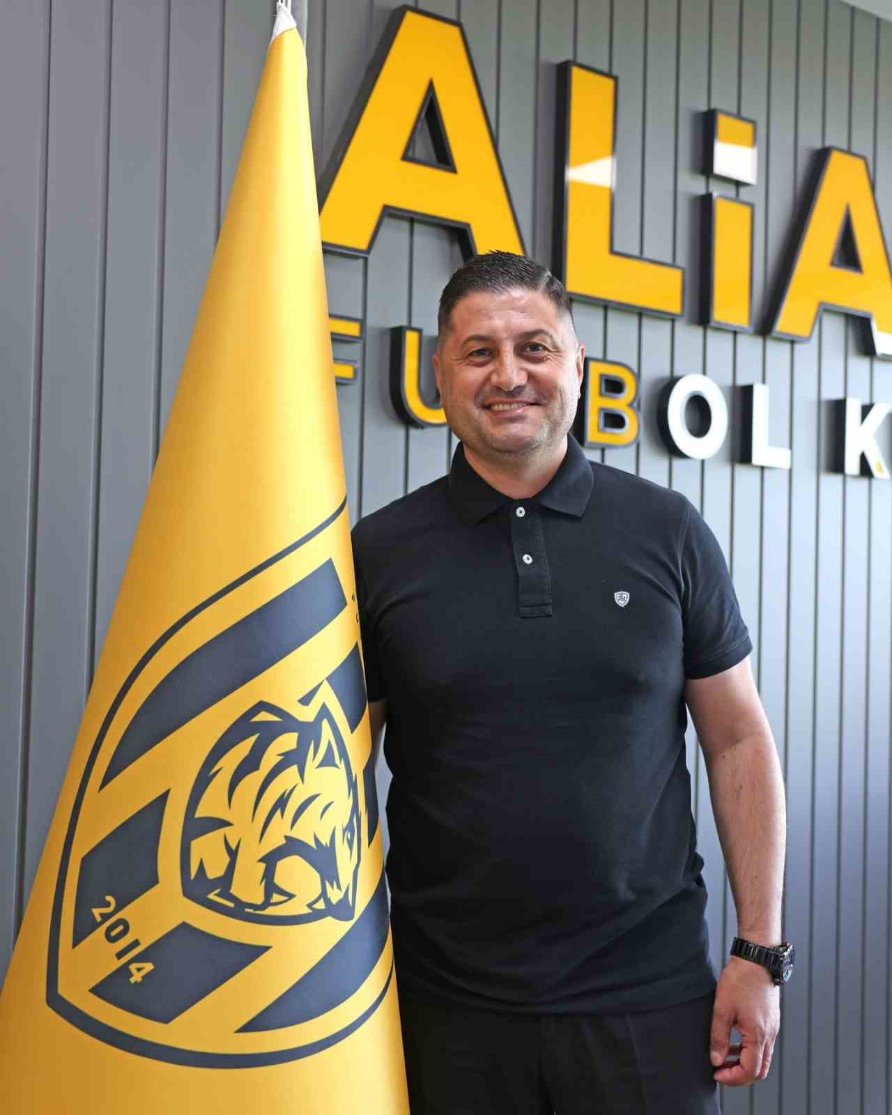 Aliağa FK’da yeni teknik direktör Çağdaş Çavuş 4 aliaga fkda yeni teknik direktor cagdas cavus 0 Vjw1ZAUw