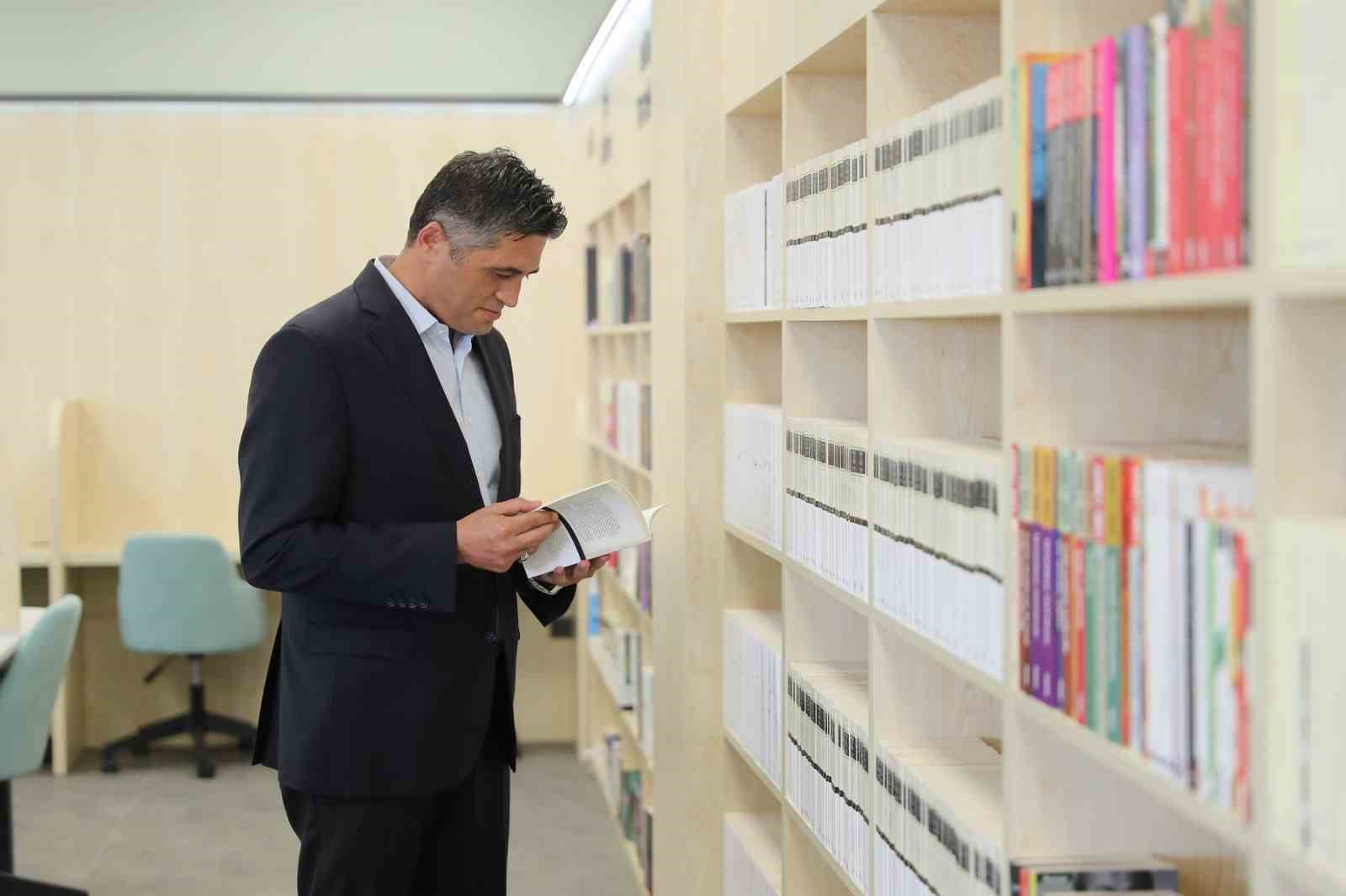 aliaga kent kitapligi yeni eserlerle buyumeye devam ediyor 0 zrlgRuhK