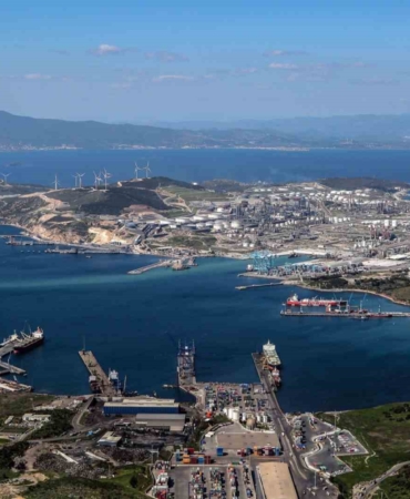 aliaga-limanlarinda-73-milyon-ton-ellecleme-yapildi-l3NOKw96.jpg