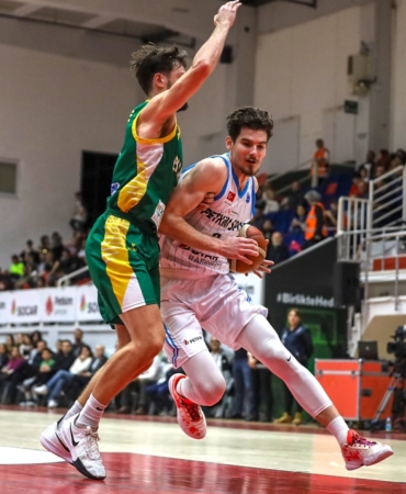 aliaga-petkimspor-avrupada-yukselisini-surduruyor-IgxzEOlg.jpg