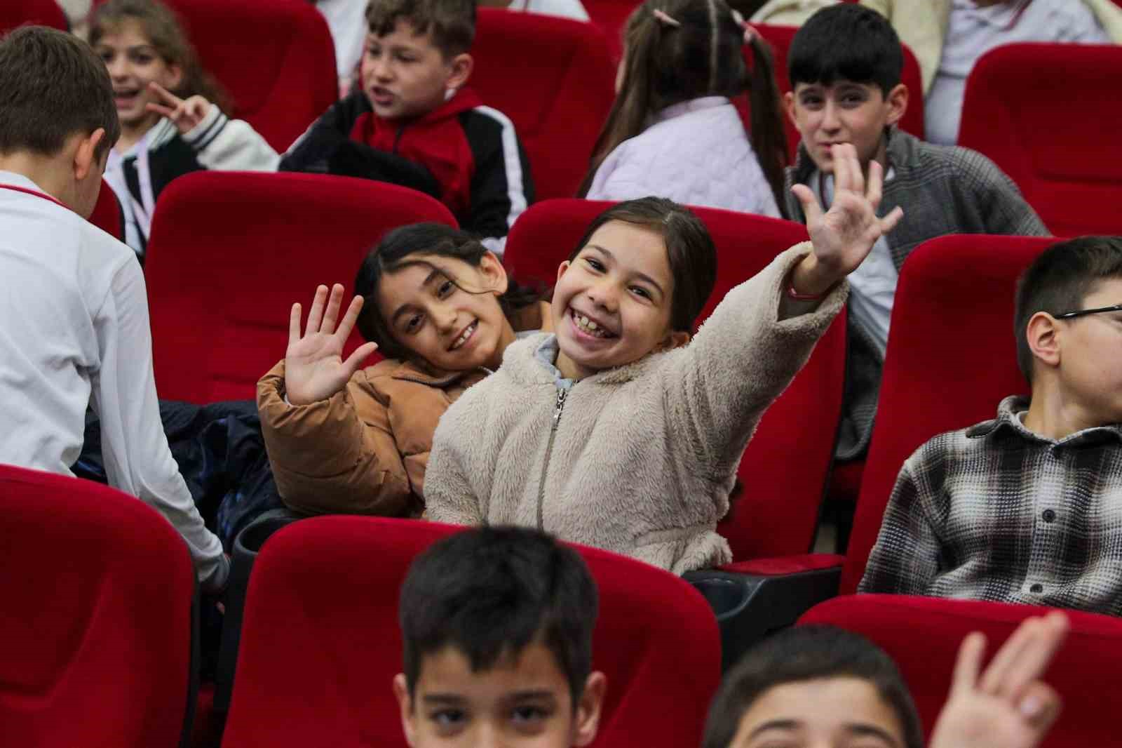 aliagali minikler belediye yonetimini yerinde ogrendi 2