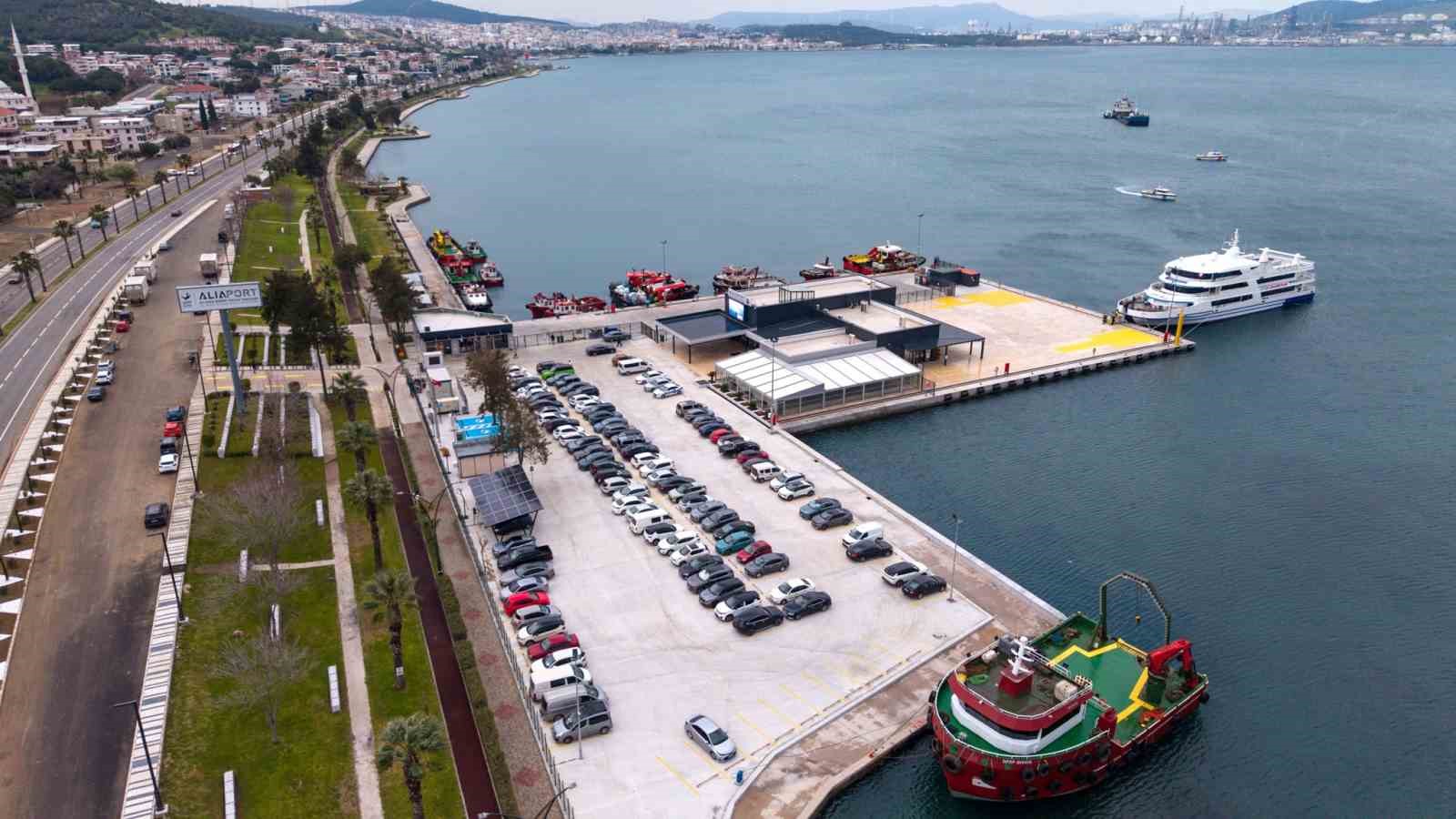 aliaport deniz yolcu iskelesinde ilk sefer yapildi 1 WbTEYGnl