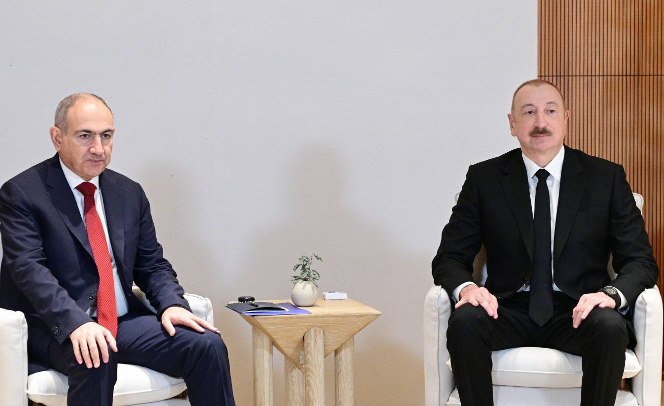 aliyev ile pasinyan baede ikili iliskileri gorustu 3