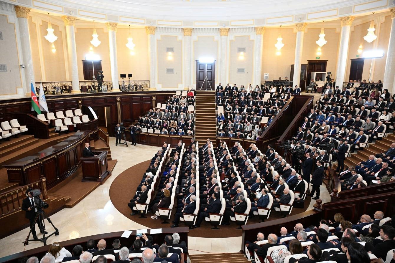 Aliyev: "Zengin tarihimiz uzun yıllar boyunca Ermenistan tarafından bozulmuştur" 10 aliyev zengin tarihimiz uzun yillar boyunca ermenistan tarafindan bozulmustur 6 g3TfzXsz