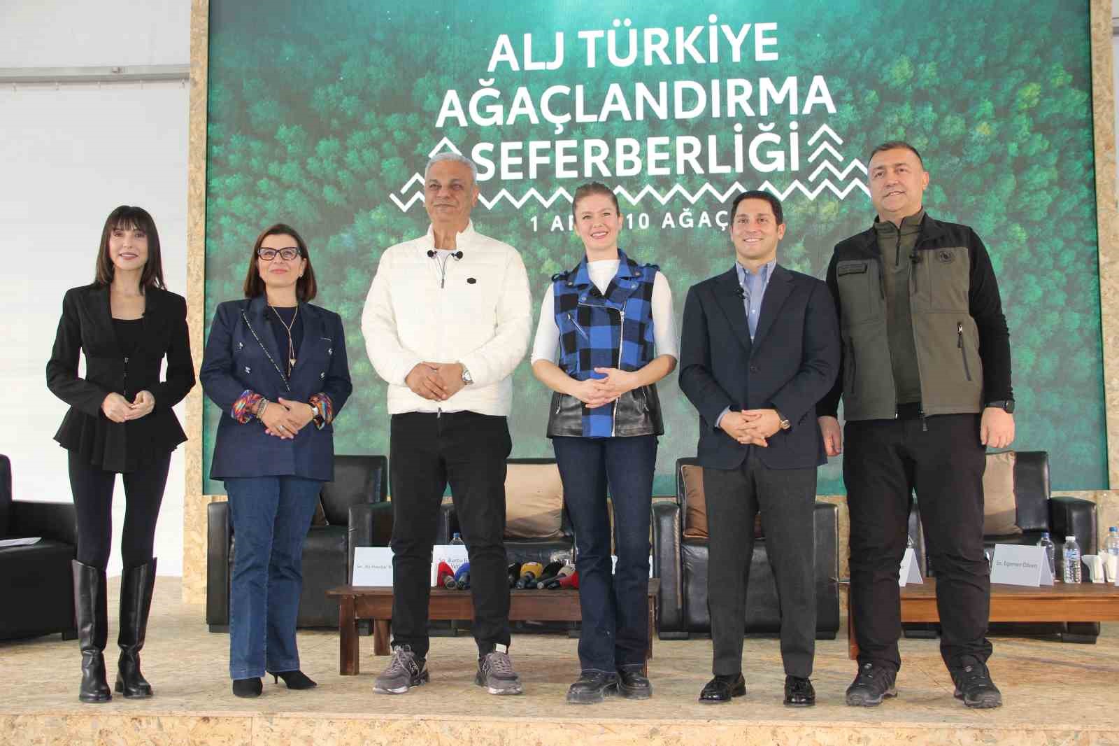 alj turkiye izmirde 312 bin fidani toprakla bulusturdu 5 1rWAsADi
