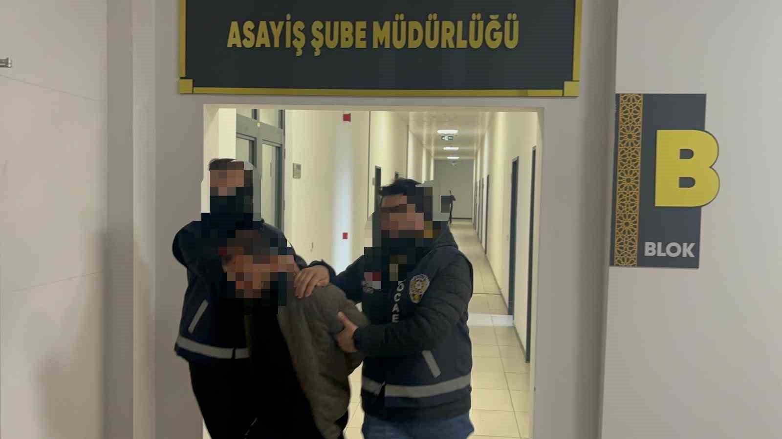alkol masasinda baslayan tartisma olumle sonuclandi 0 zEXMO3ku