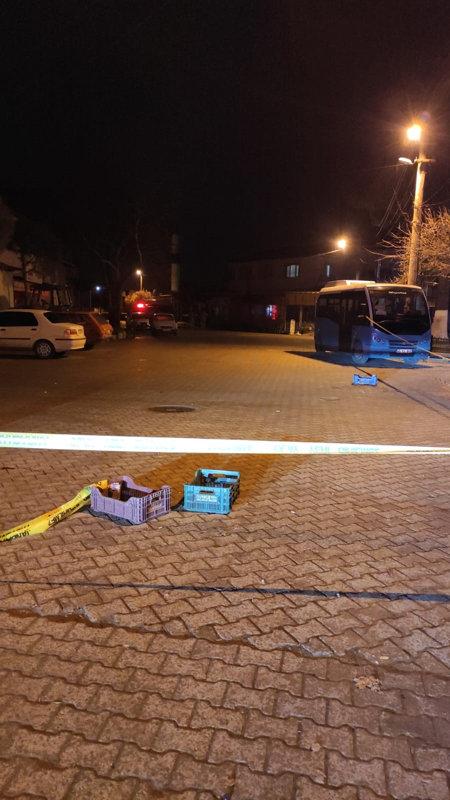 Alkol masasında tartışma kanlı bitti: 1 ölü 2 ağır yaralı 5 alkol masasinda tartisma kanli bitti 1 olu 2 agir yarali 1 2BTHJ8OX