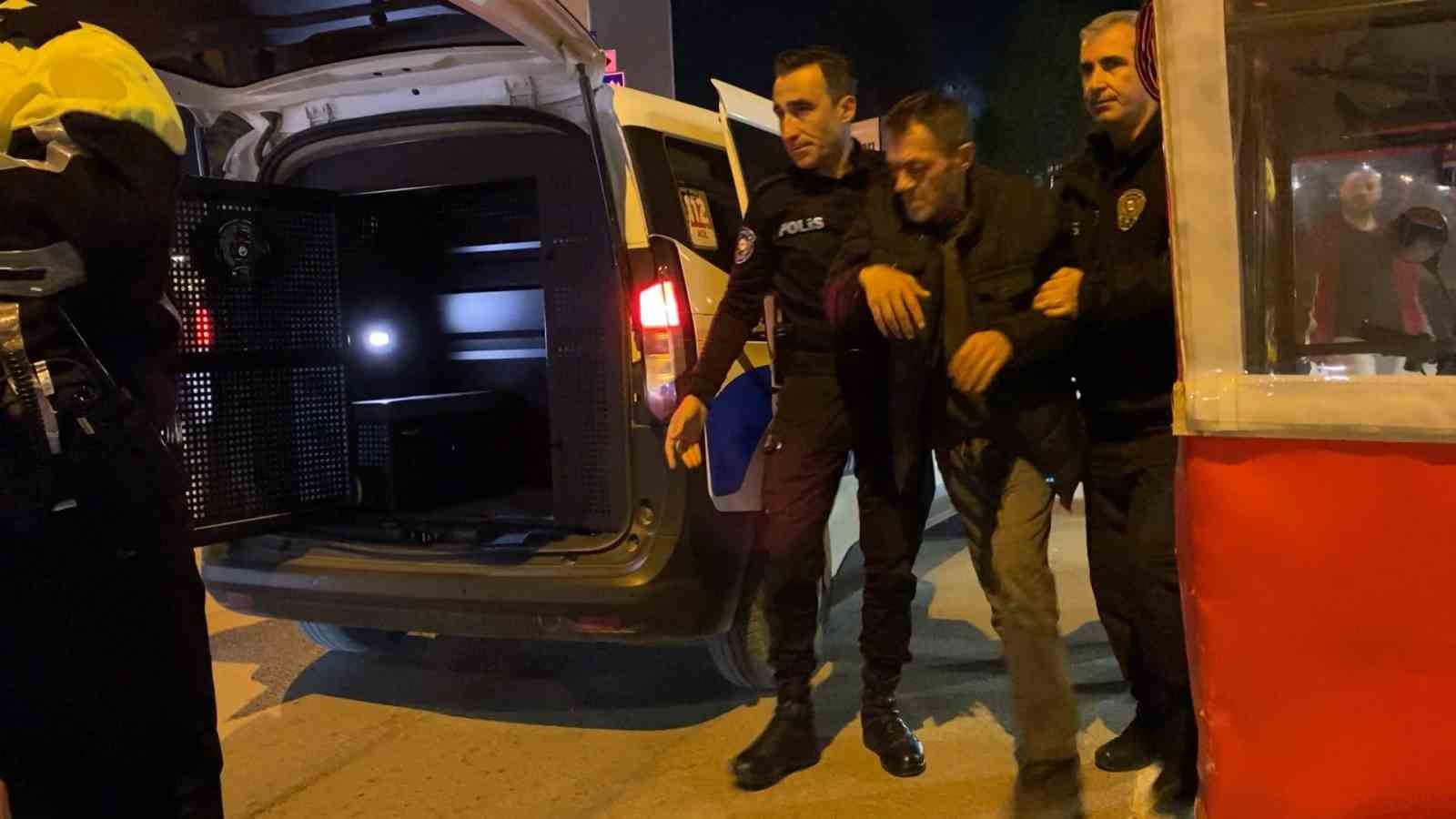 Alkollü araç kullanan sürücüye toplam 92 bin 500 lira ceza 4 alkollu arac kullanan surucuye toplam 92 bin 500 lira ceza 0 Qe7Q4nBk