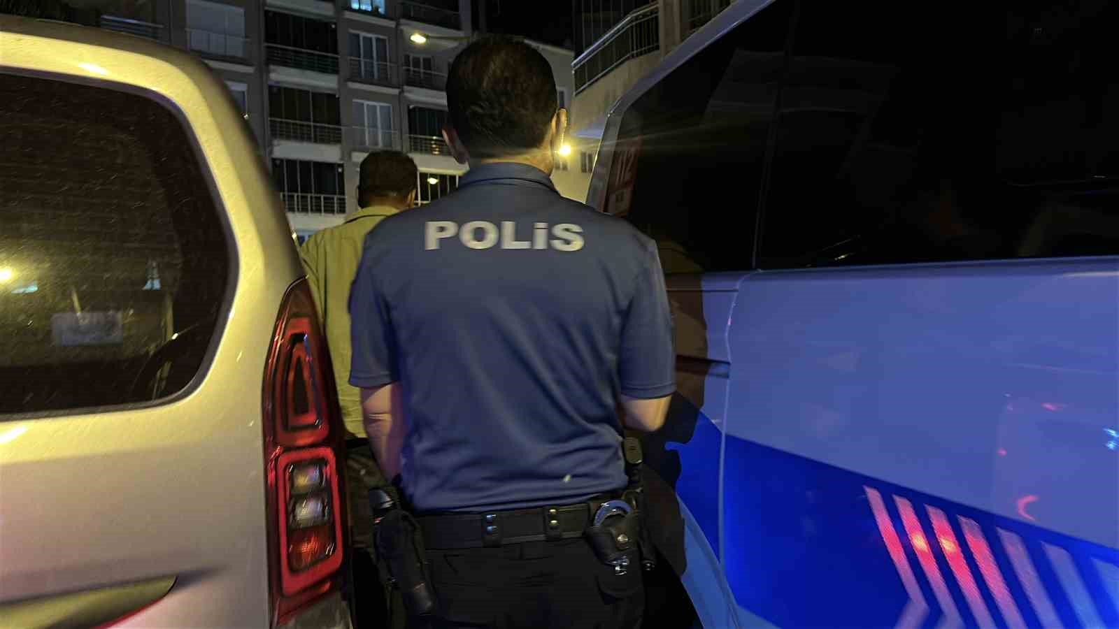 alkollu arac kullanmadigini savunup alkolmetreyi uflemeyi reddetti 2