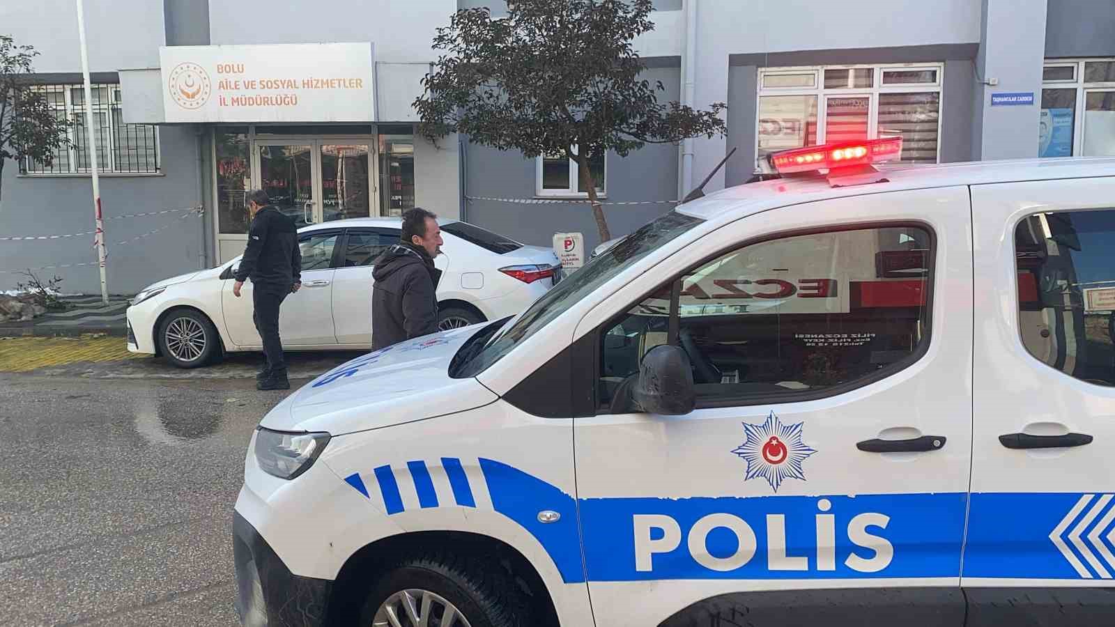 alkollu bir vatandas yardim aldigi vakifta olay cikardi 1 51TCuhFT