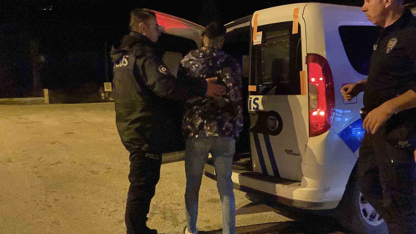 alkollu cevirmeye girdi ehliyeti gitmesin diye uzun sure dil doktu 1 pIVd9w5M