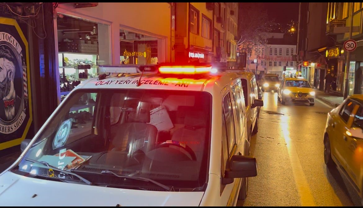 alkollu oldugu icin mekana alinmadi ates acti 3 kisiyi vurdu 0 7FPpN6iX