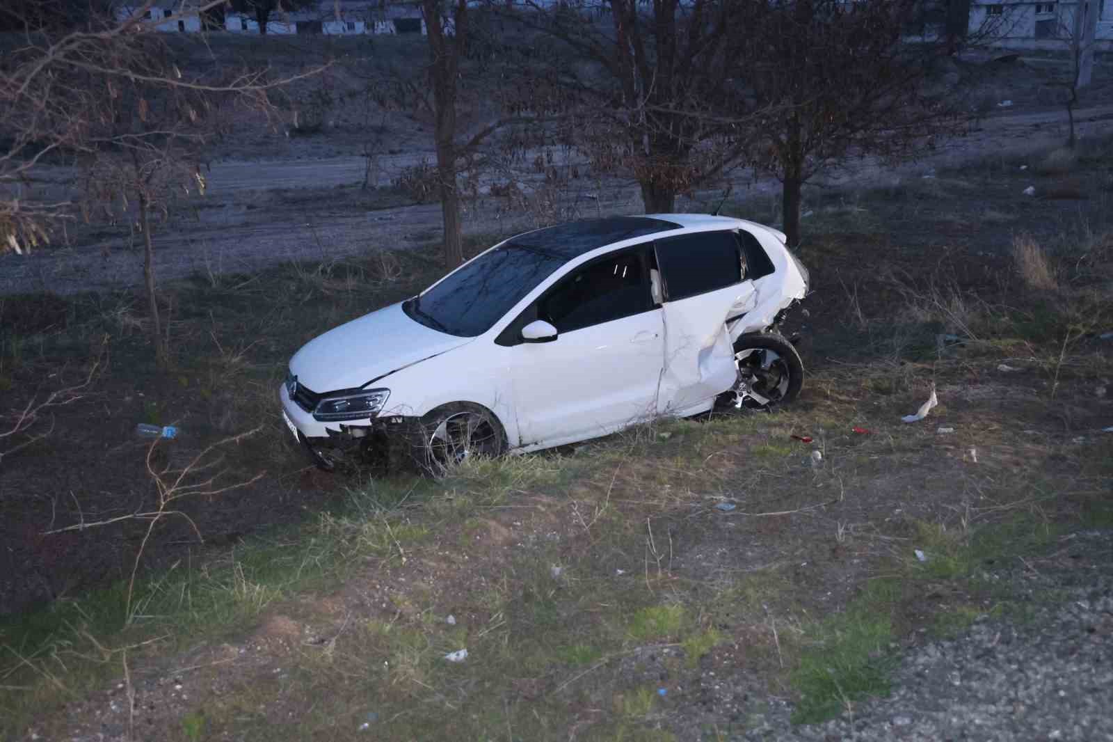 alkollu suru kaza yapti yakinlari gazetecileri tehdit etti 3 ezcHfGTW