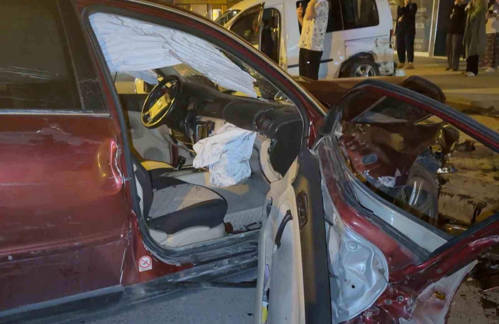alkollu surucu 4 araca birden carpti 2 yarali 1 1QkEEgbA