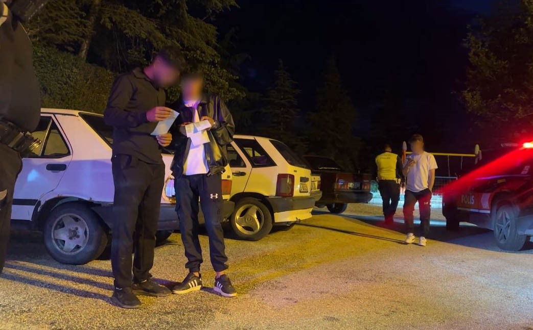 alkollu surucu dur ihtarina uymayarak kacti yakalaninca da cezalari hesaplama derdine dustu 0 f5P453nd