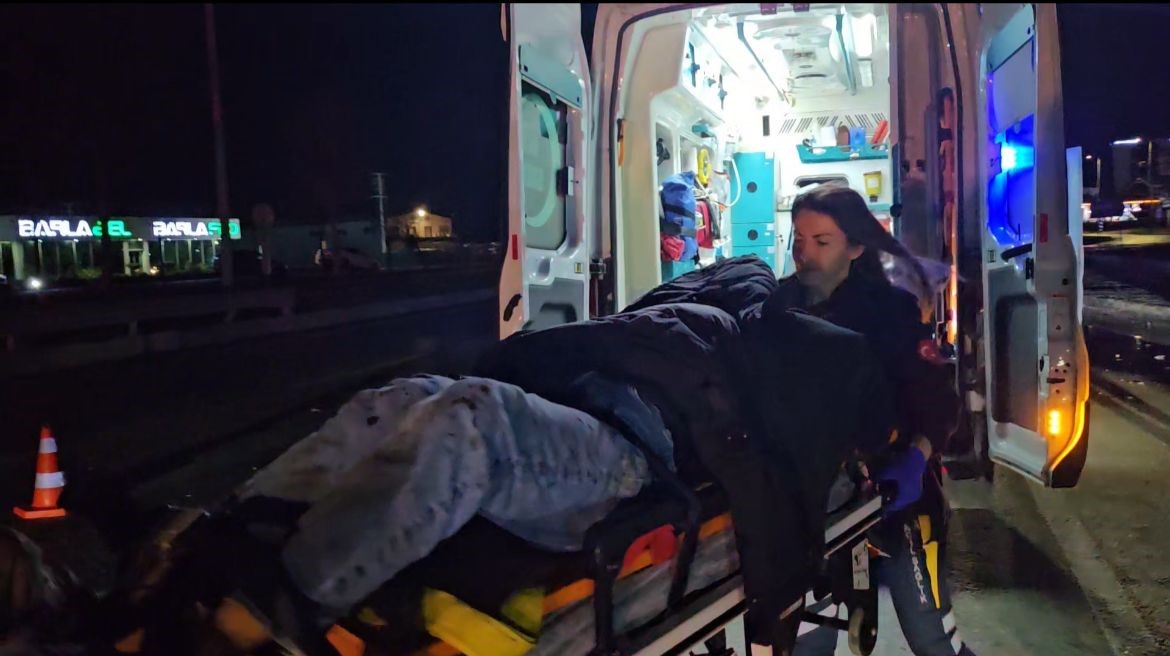 alkollu surucu kaza yapti yaralanan esini sucladi esimle kavga ettik direksiyonu kirdi 1 ynHkFBcH