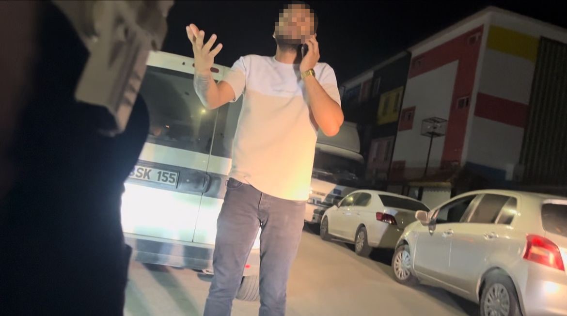 alkollu surucu kontrolu gordu aracini corbaciya cekip surucu olmadigini iddia etti 5 3ghhIqb9