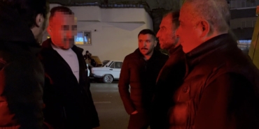 alkollu-surucu-ortaligi-karistirdi-vatandasi-polis-sandi-arac-sahiplerini-teselli-etti-Pcp6Mg3K.jpg