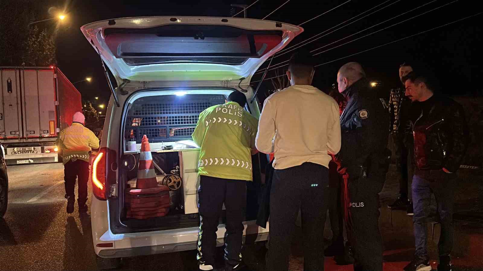 alkollu surucu ortaligi savas alanina cevirdi 2 yarali 5 8TaDNCm1